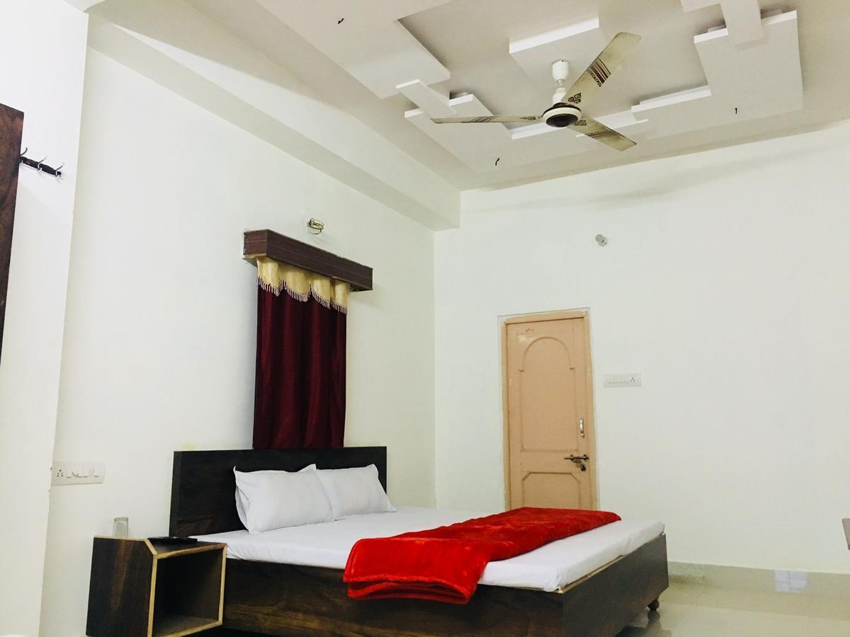 Hotel Santosh Guest House Jodhpur  Eksteriør billede