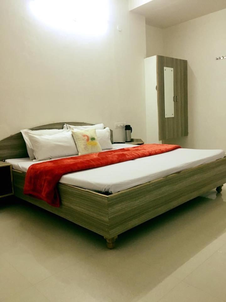 Hotel Santosh Guest House Jodhpur  Eksteriør billede
