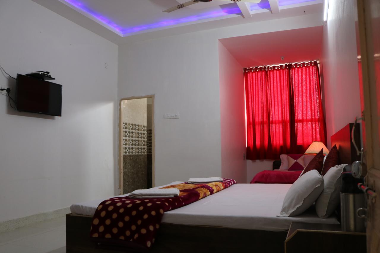 Hotel Santosh Guest House Jodhpur  Eksteriør billede