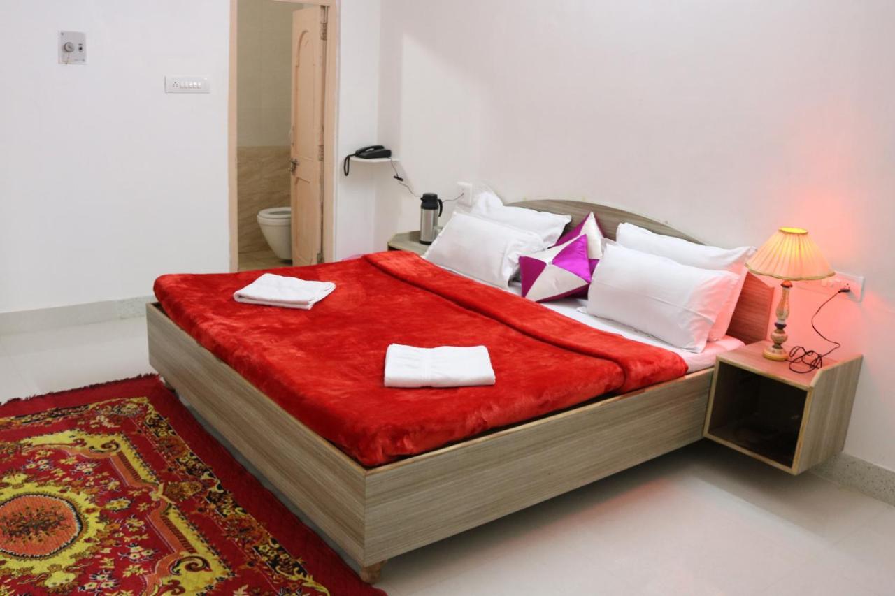 Hotel Santosh Guest House Jodhpur  Eksteriør billede